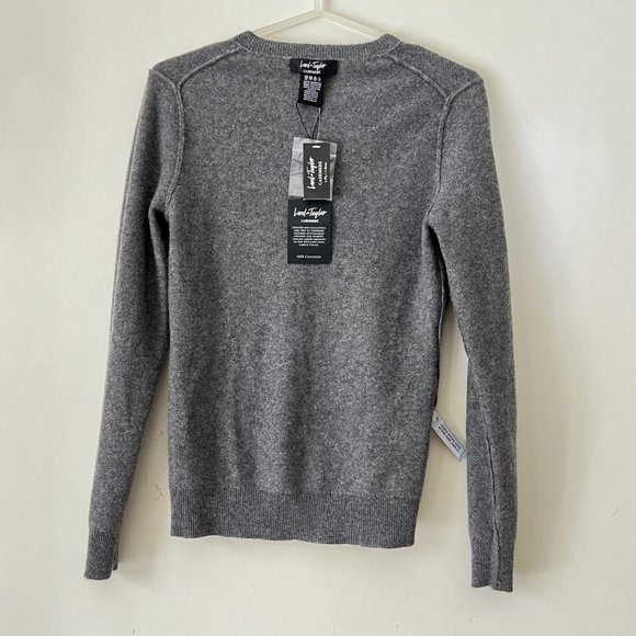 NEW  Lord & Taylor 100% 2-Ply Cashmere Sweater Purchased at Husdon Bay. - Picture 12 of 16